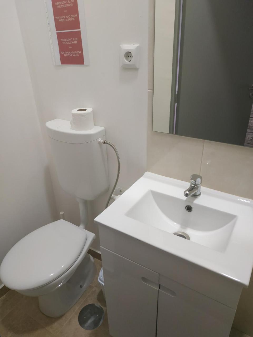 Gabriel Guesthouse Porto Bagian luar foto